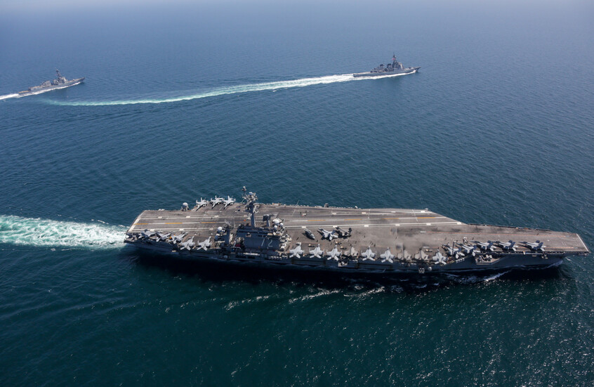 "بوليتكو" نقلا عن 3 مصادر عربية على دراية بالمحادثات بين ترامب ودول الخليج بشأن إيران: الضربة حتمية