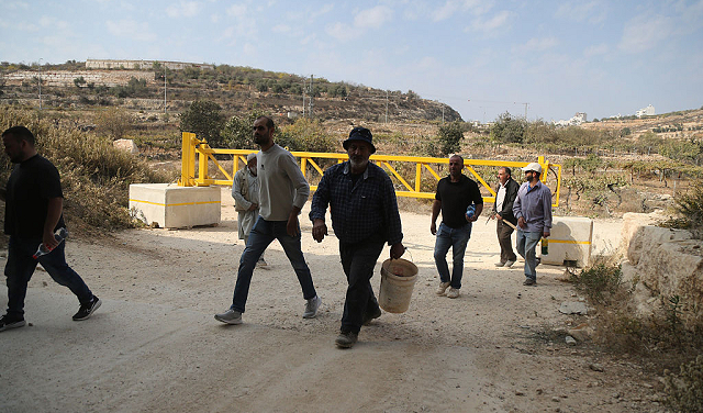 9 مليارات دولار خسائر العمال الفلسطينيين خلال الحرب الإسرائيلية