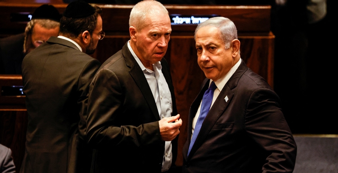المؤسسة الأمنية الإسرائيلية تؤيد تسليح فلسطينيين لمرافقة المساعدات التي تدخل قطاع غزة.. نتنياهو رفض الاقتراح بالكلية!
