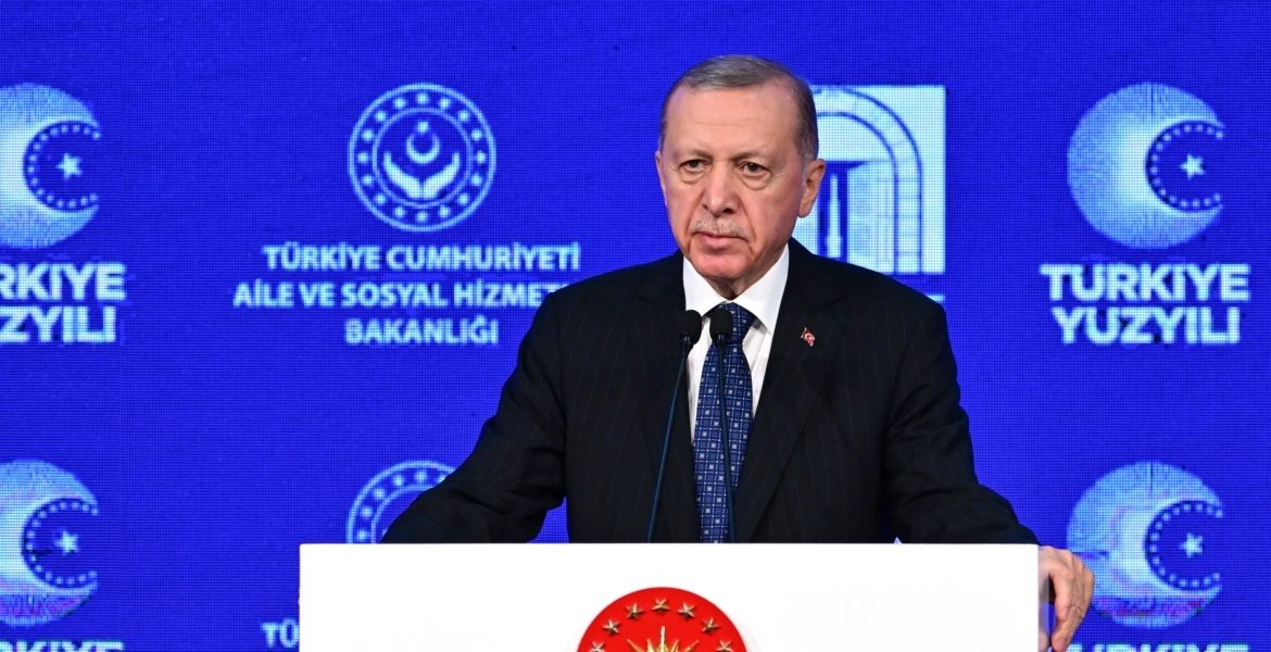 تركيا تعلن قطع جميع عمليات التصدير والاستيراد مع إسرائيل.. الاحتلال يهاجم أردوغان ويبحث عن “بدائل”