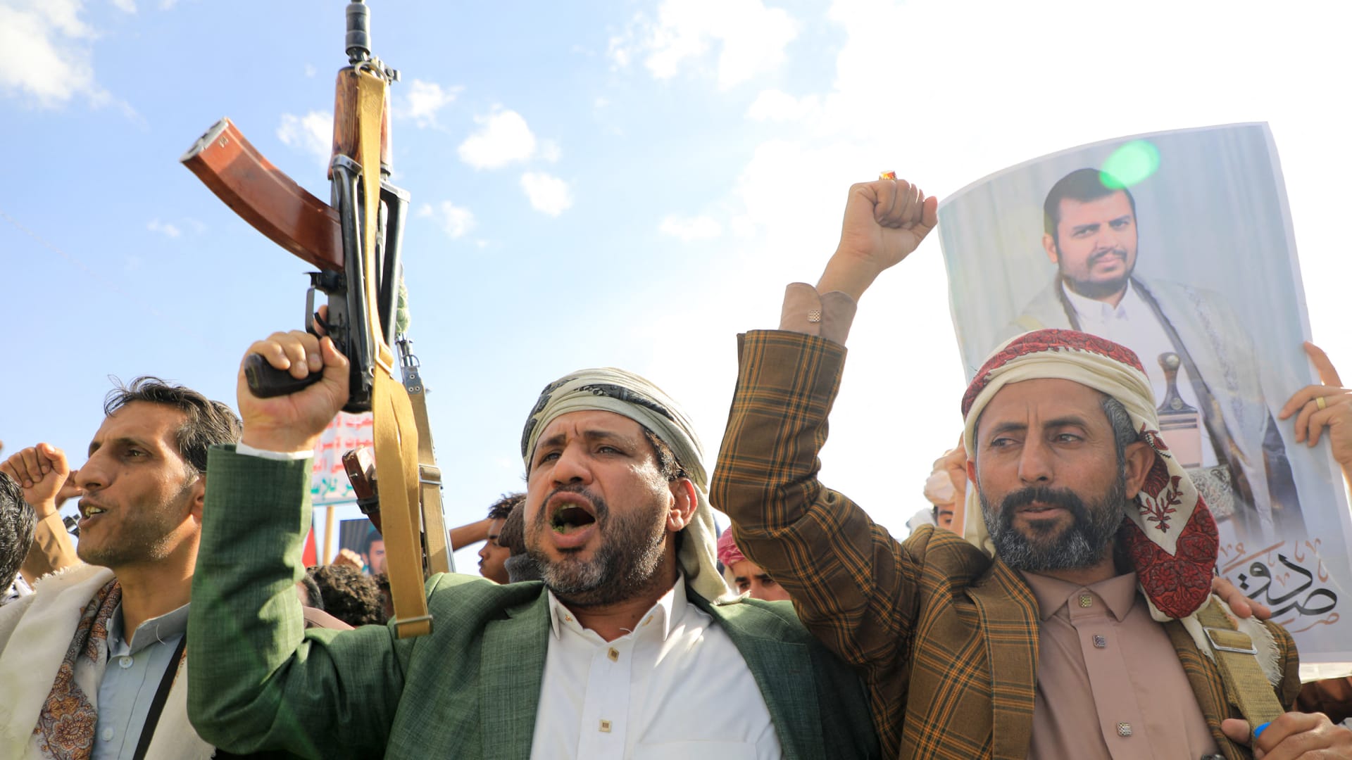 الحوثي تتوعد إسرائيل بـ"تصعيد أوسع" حال اجتاحت رفح