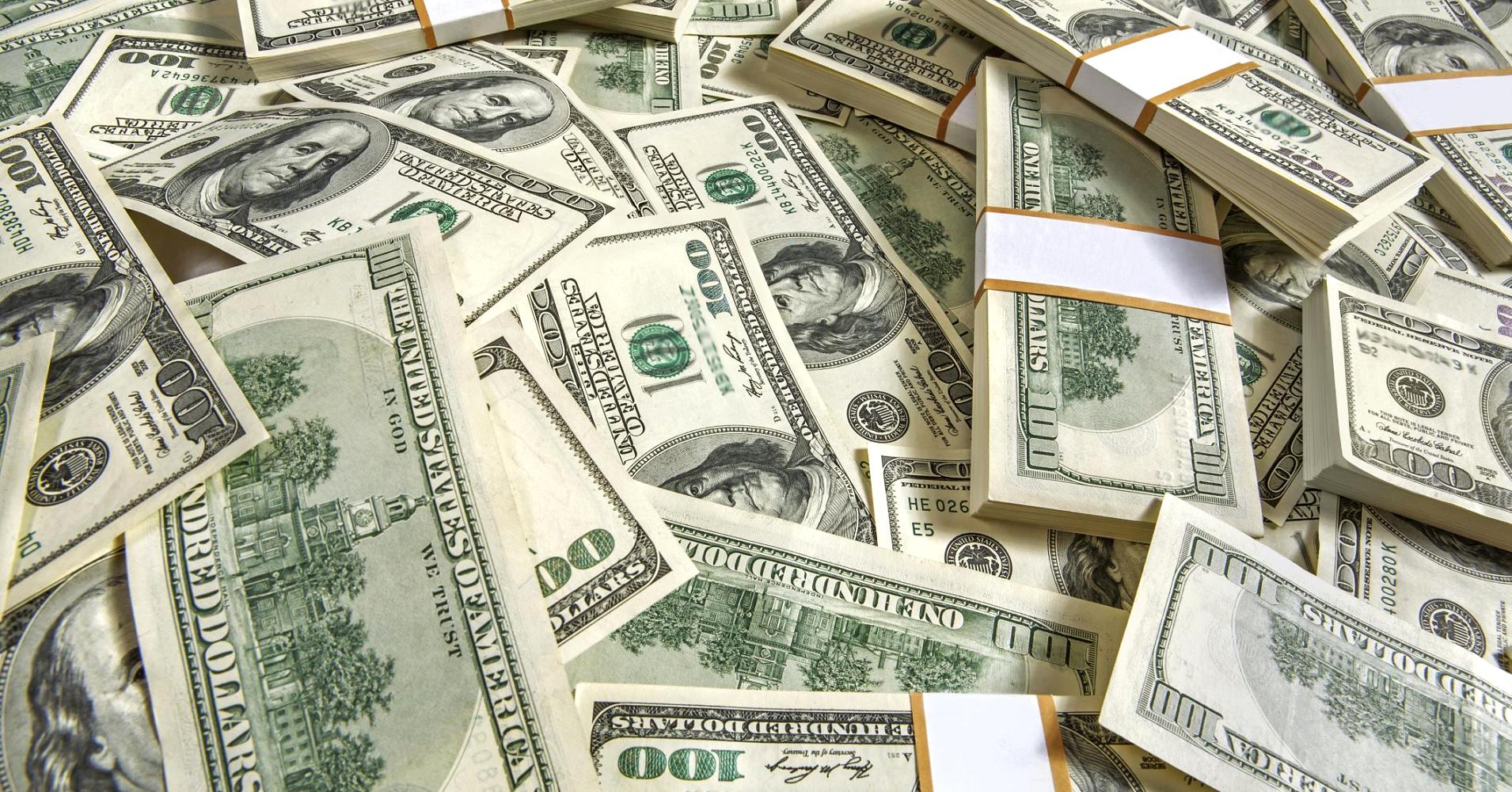 لبنان يبيع سندات بمليار دولار على شريحتين لبنان يبيع سندات بمليار دولار على شريحتين