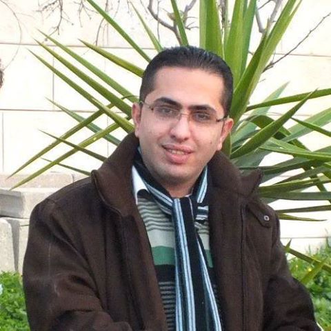 والد عضو نقابة الموظفين المعتقل محمد حسين يناشد الرئيس للإفراج عن نجله محمد حسين