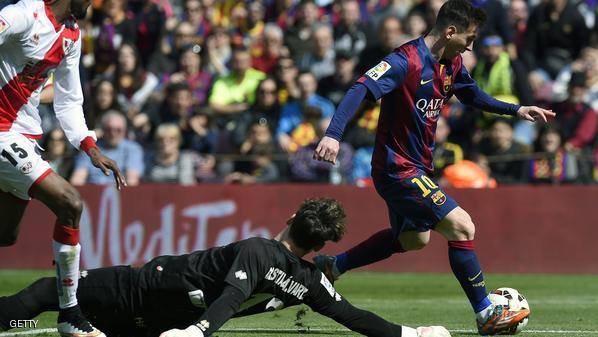 برشلونة يتغلّب على بلنسيا بهدفين برشلونة يتغلّب على بلنسيا بهدفين