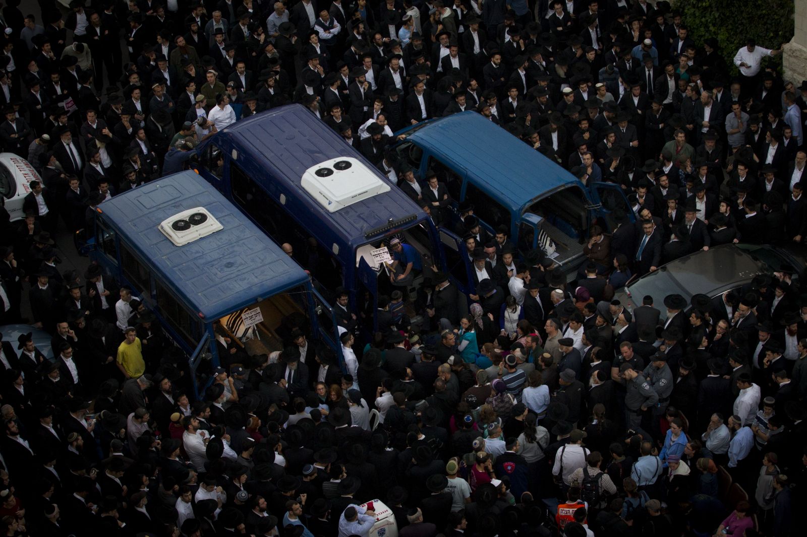 لا مناص من دخول الجيش إلى القدس جنازة الحاخامت