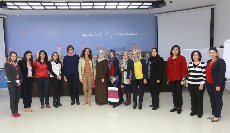 عقد ورشة عمل حول التوعية المصرفية للسيدات في بنك فلسطين