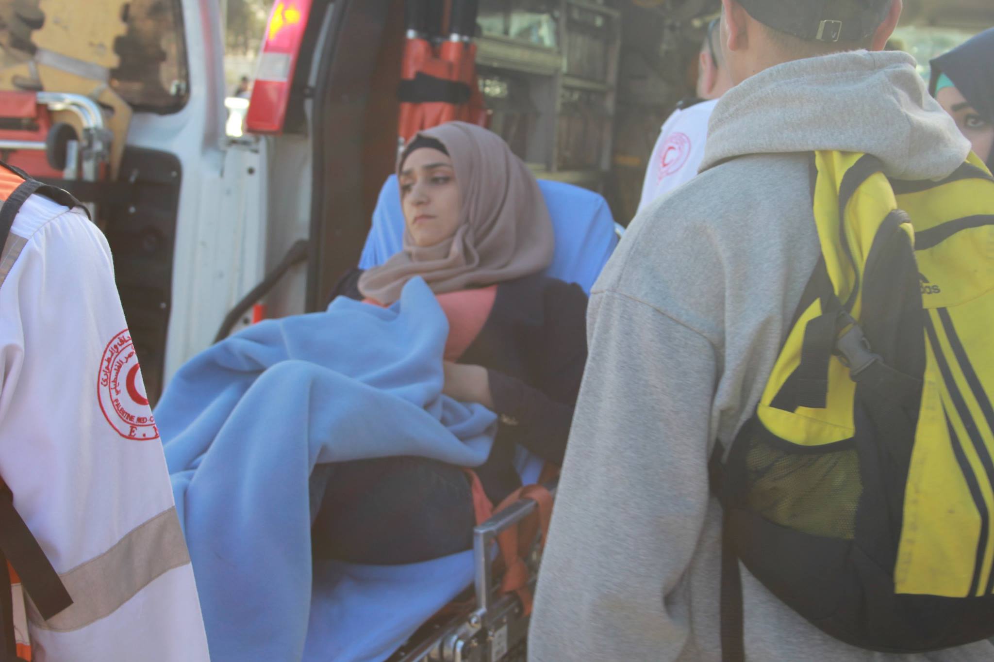 اعتقالات وإصابات في قمع فعالية يوم الأرض وسط القدس اعتقالات وإصابات في قمع فعالية يوم الأرض وسط القدس