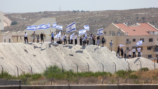 "الشاباك" يحذر من هجمات لمتطرفين يهود ضد الفلسطينيين الشاباك