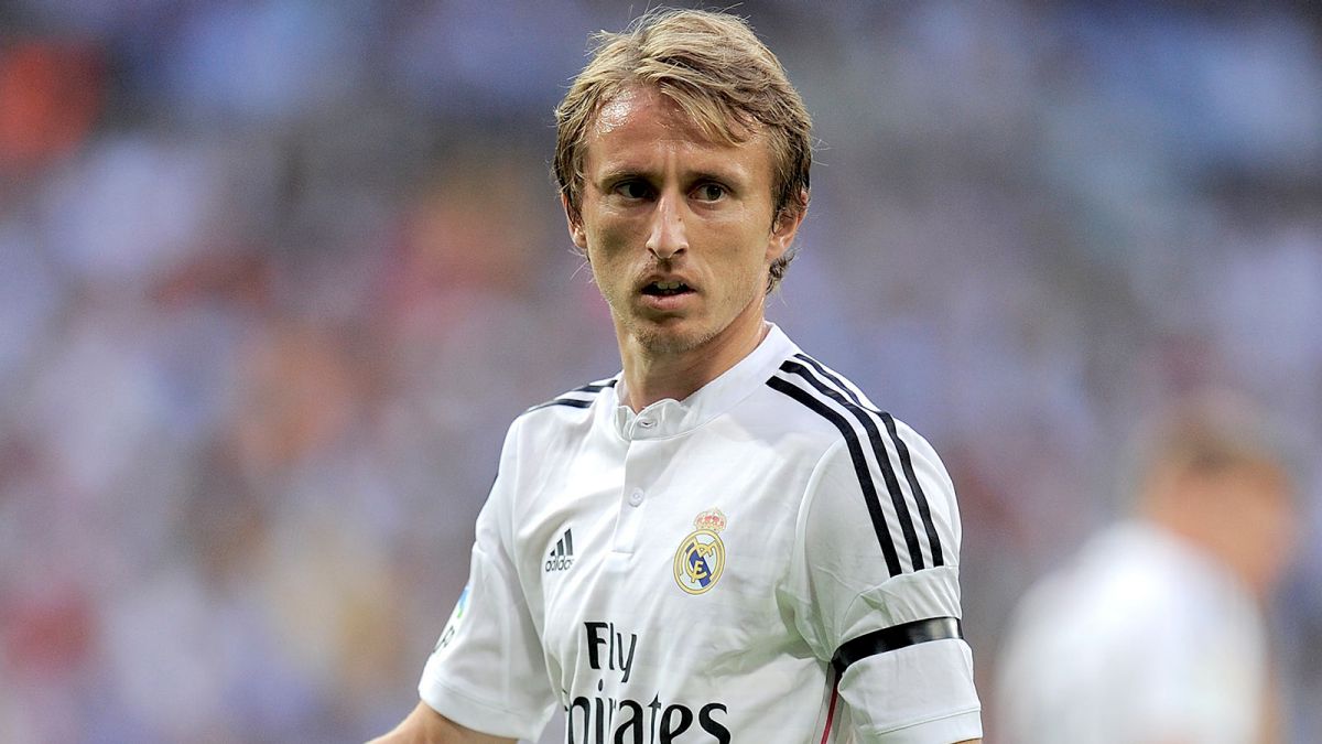 مودريتش ينتقد أداء ريال مدريد أمام برشلونة مودريتش ينتقد أداء ريال مدريد أمام برشلونة