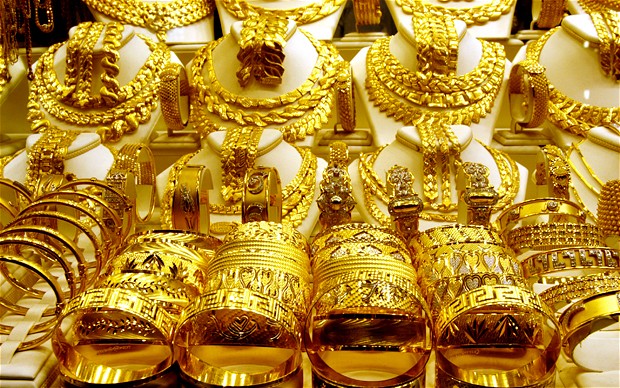 الذهب في أدنى سعر له منذ 4 سنوات الذهب