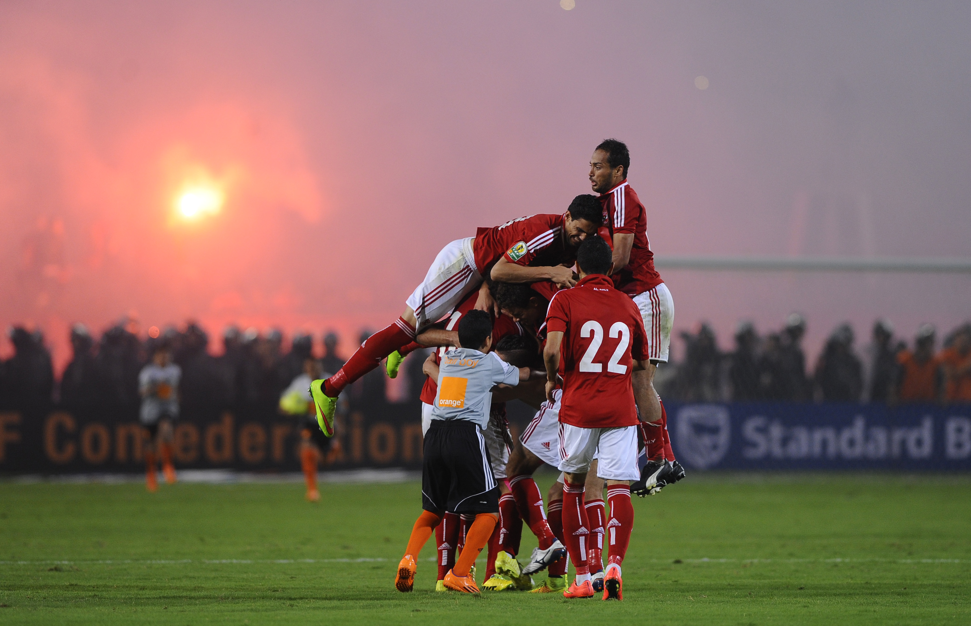 بطولة مصر: الأهلي ينتزع الصدارة مؤقتًا بطولة مصر: الأهلي ينتزع الصدارة مؤقتًا
