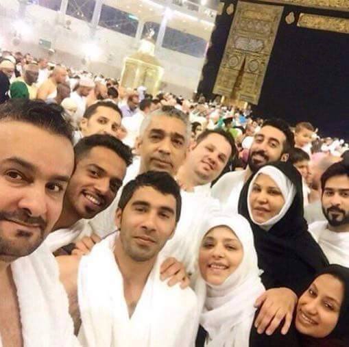 الصور: "سيلفي" أحلام في العمرة يثير الجدل صور سيلفي