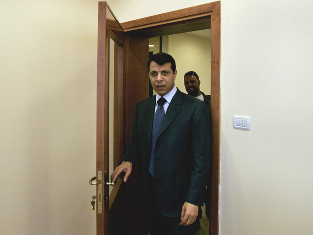 "التحالف مع دحلان" ورقة حماس القوية بوجه الرئيس دحلان