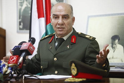 الضميري: لا وجود لمعتقلين سياسيين وحماس "تنسق أمنيا" عنان الضميري