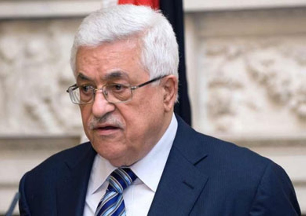 3 أمور طلبها العرب والأمريكان من الرئيس عباس محمود عباس