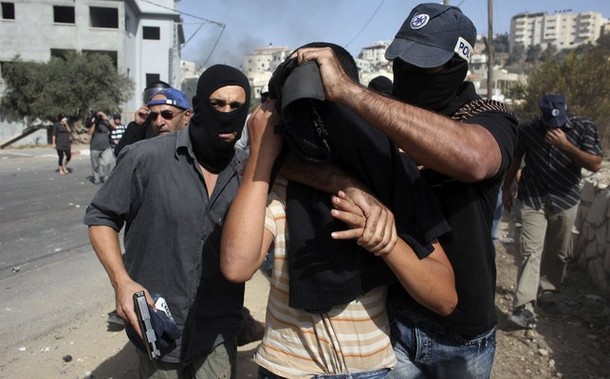 الاحتلال يختطف شاباً من نابلس صورة توضيحية