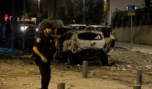 "طوفان الأقصى": 232 شهيدا في غزة.. 300 قتيل إسرائيلي على الأقل وعشرات الأسرى في القطاع