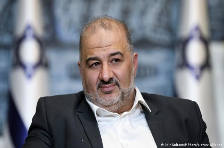 منصور عباس: صوتُ لقانون "لم الشمل" لهذا السبب