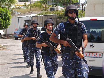 الشرطة-صورة أرشيفية الشرطة الفلسطينية