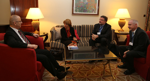 الحمد الله: تشكيل فرق متخصصة لإعادة إعمار غزة رامي الحمد الله