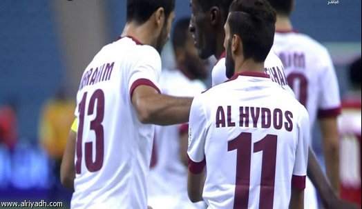 قطر تتلغب على عُمان وتتأهل لنهائي "خليجي 22" قطر عمان