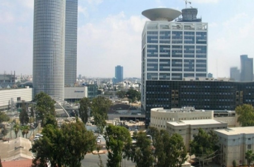 ثلاثة فلسطينيين يقتحمون مقر الكرياه وسط إسرائيل