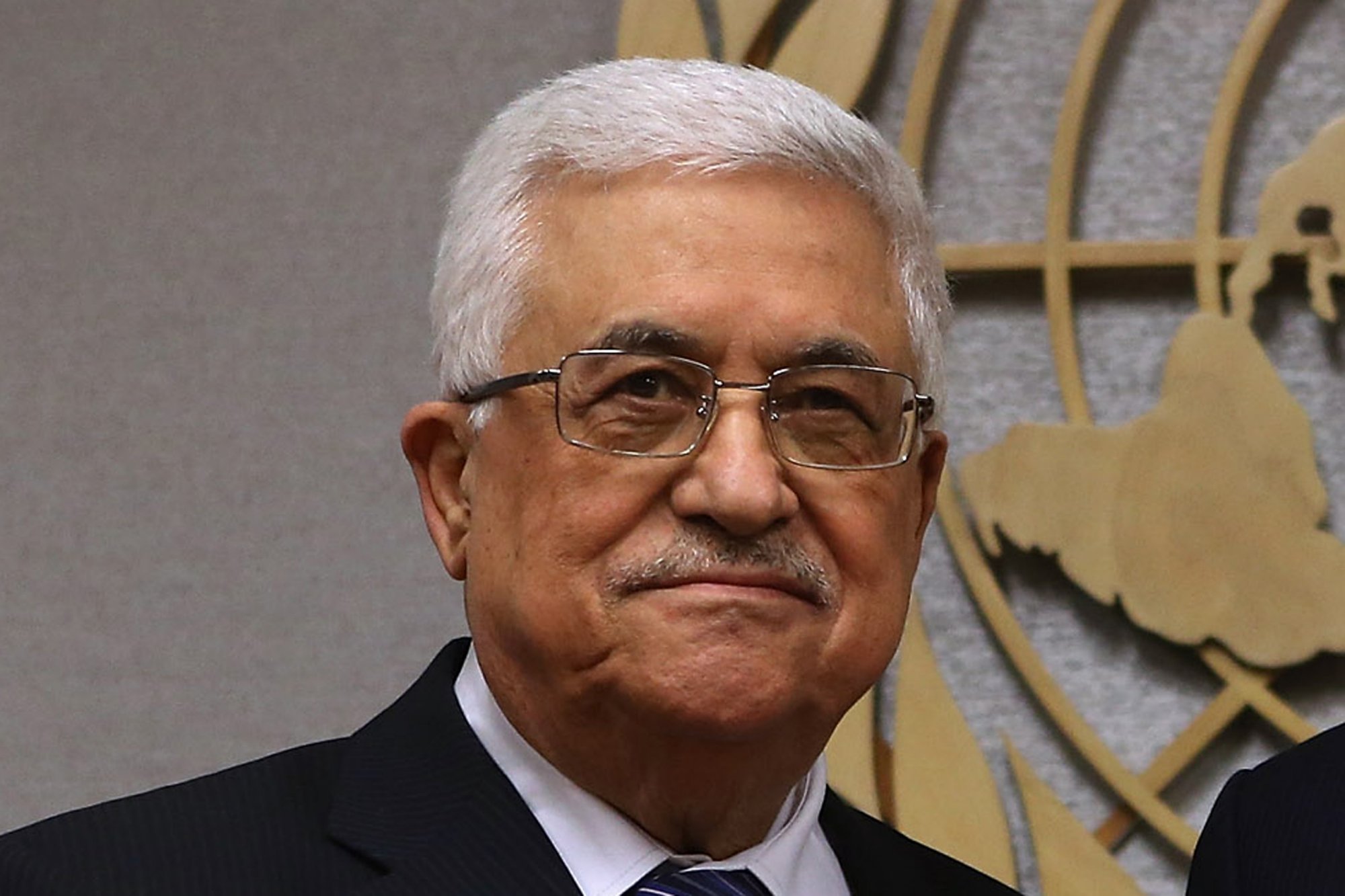 الرئيس محمود عباس يستدعي أحمد حلس للقاءه برام الله الرئيس الفلسطيني