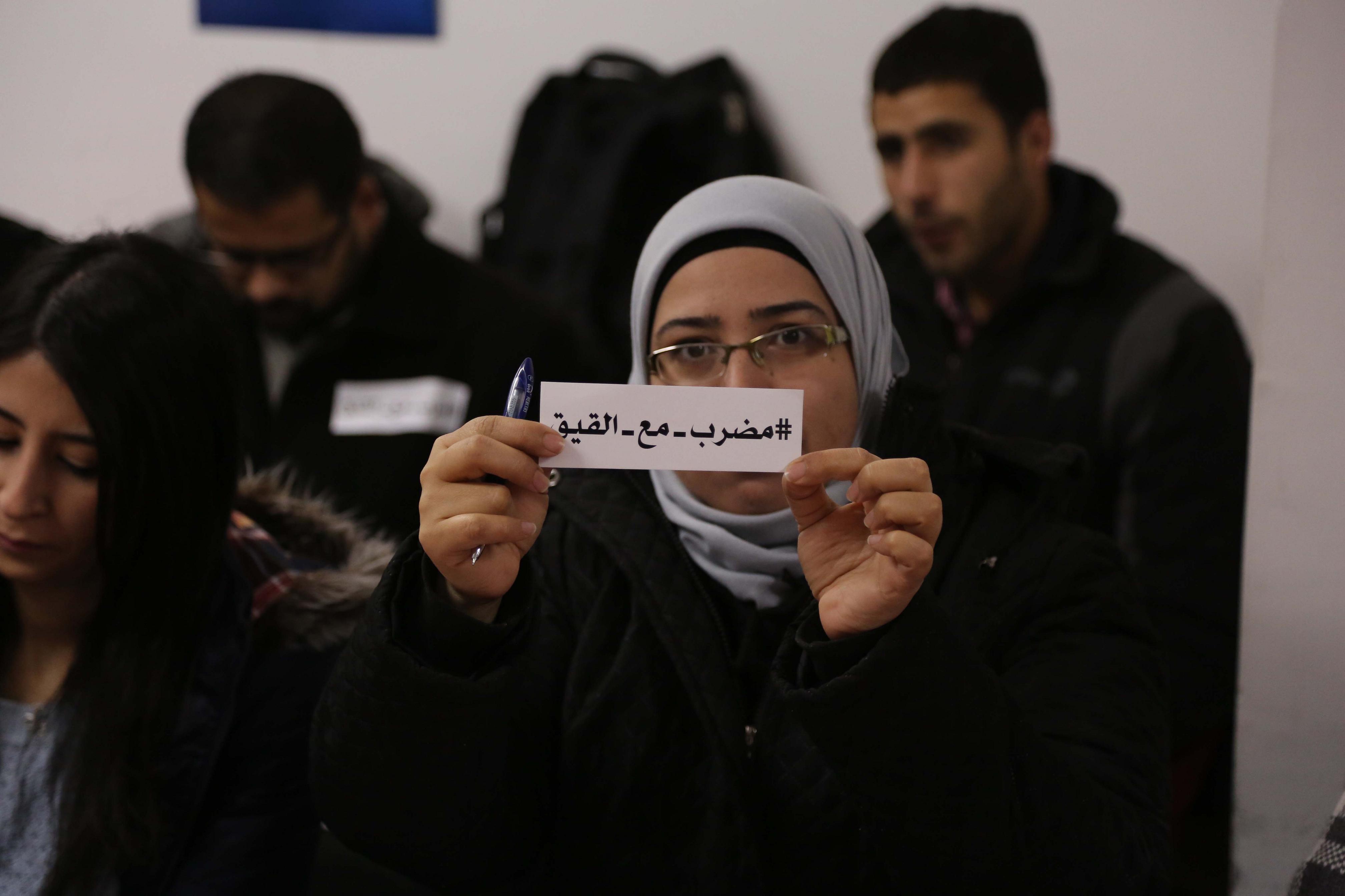 تعيين جلسة محاكمة للأسير القيق تعيين جلسة محاكمة للأسير القيق