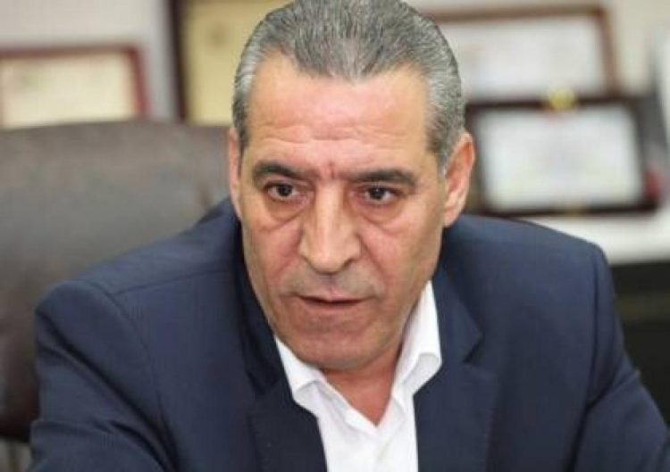 "والا" يكشف عن قناة اتصال سرية بين السلطة و"إسرائيل"