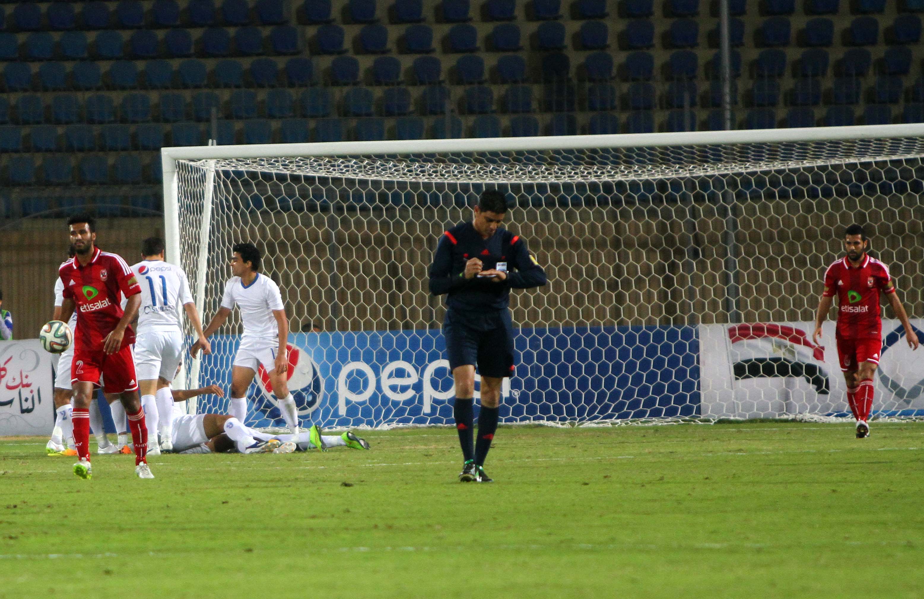 في مصر.. دوري كرة القدم بلا جمهور في مصر.. دوري كرة القدم بلا جمهور