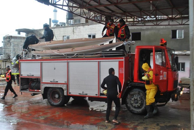 تماس كهربائي يتسبب باحتراق منزلين في طولكرم الدفاع المدني
