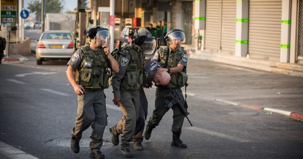 بالأسماء : حملة اعتقالات واسعة في مناطق متفرقة بالضفة المحتلة