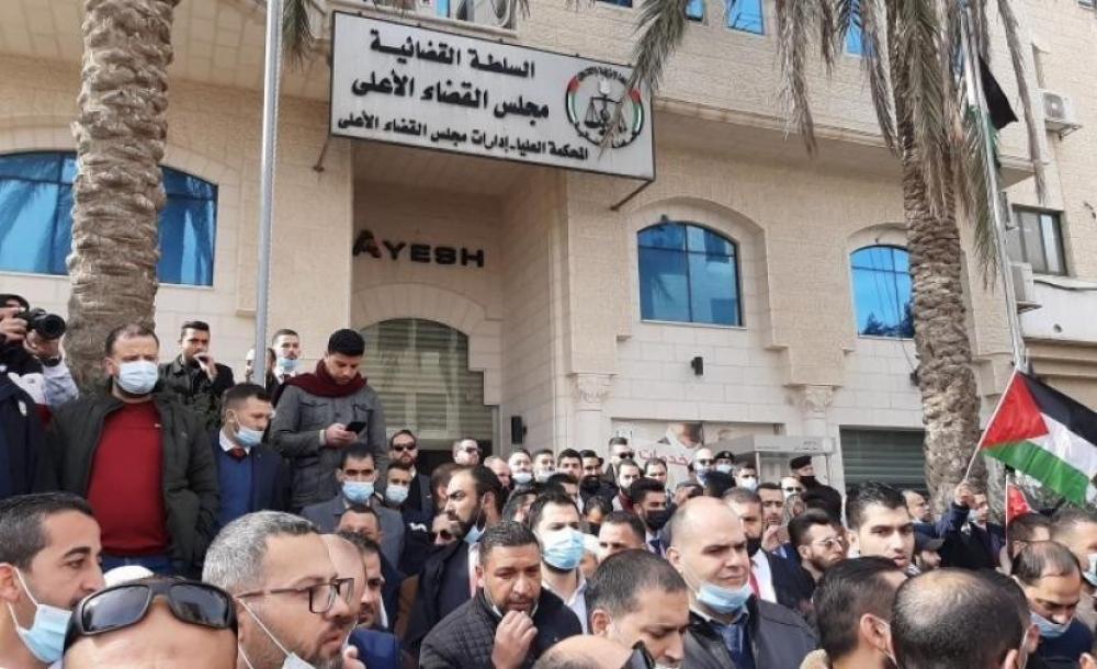 اعتصام للمحامين بمحكمة نابلس رفضًا للقرارات بقوانين