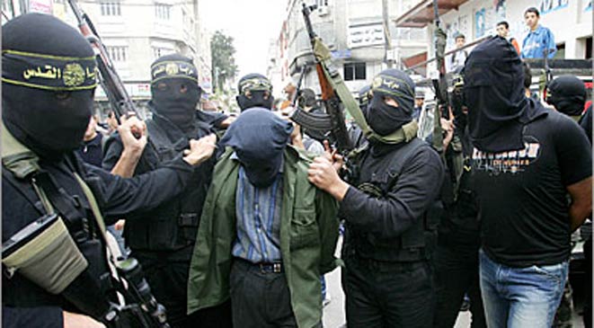 اعدام 11 عميلاً في غزة