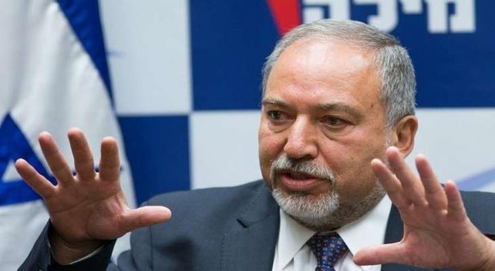 ليبرمان يشن هجوما لاذعاً على نتنياهو قبيل الإطاحة به