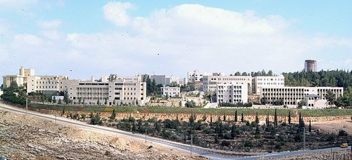 "بيرزيت" الأولى بين الجامعات المحلية وفقاً لتصنيف الموقع التعليمي "4icu"