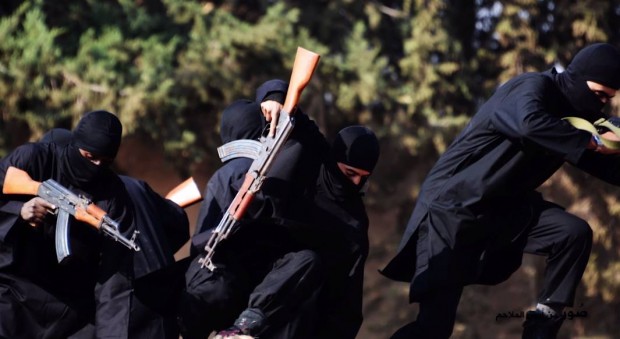 بريطانيا تدعو للإبلاغ عن "إرهابيين محتملين" داعش
