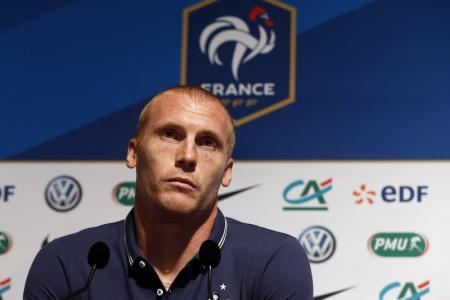 الإصابة تغيّب ماتيو عن تدريب برشلونة ماتيو