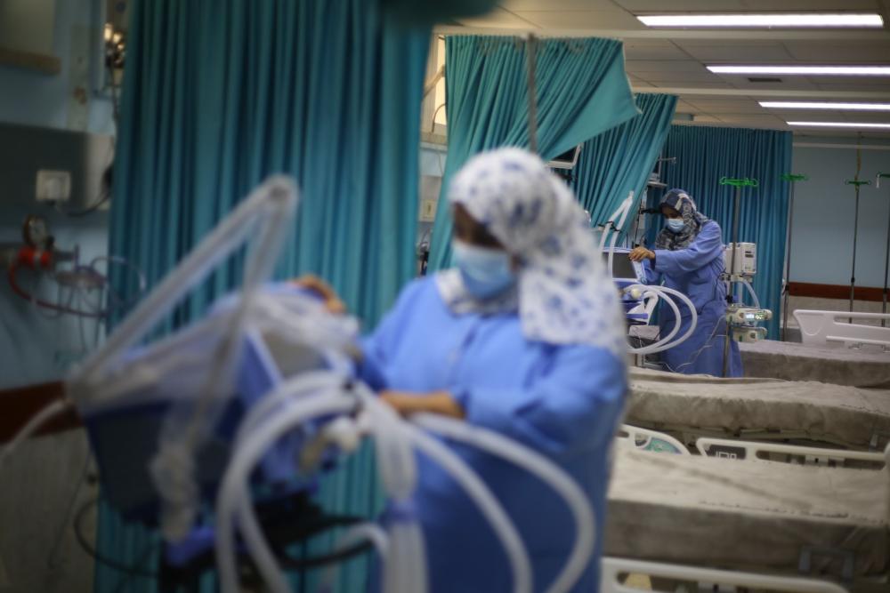 3 وفيات و99 إصابة جديدة بكورونا في قطاع غزة