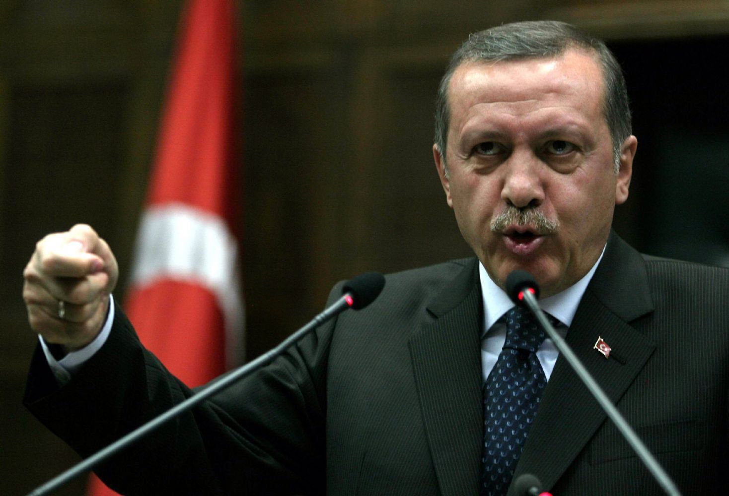 أردوغان عناصر الشرطة كانوا ولا يزالون وسيبقون بمنطقة تقسيم
