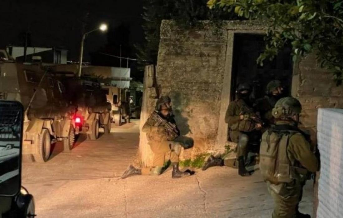 بالفيديو إصابة خطيرة لشاب من مخيم بلاطة واشتباكات مسلحة افشلت اعتقال أحد المقاومين