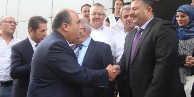 وفد بلدية بيتونيا يواصل لقاءاته مع المسؤولين في تركيا لتعزيز التعاون