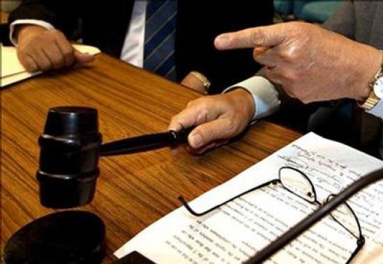 محاكم الاحتلال تمدد اعتقال (85) أسيراً محاكم الاحتلال