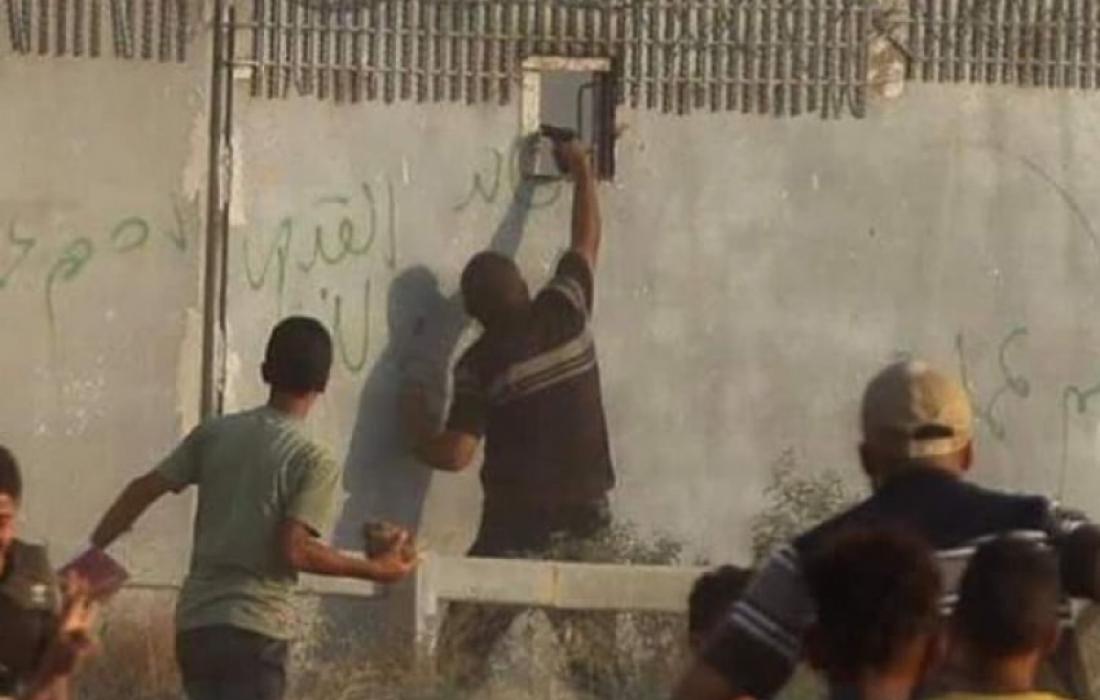 جيش الاحتلال يكشف تفاصيل مثيرة حول حادثة إصابة جندي على حدود غزة
