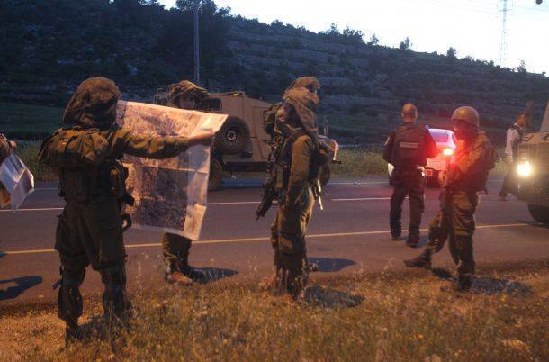 منع صحفيين من تغطية الأحداث على حاجز "الكونتينر" صورة ارشيفية