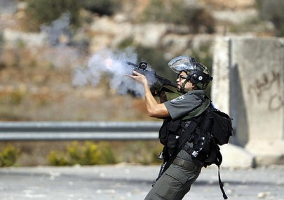 إصابات بالاختناق في مواجهات بمخيم عايدة عايدة