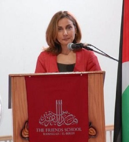 54 الف دولار من مدارس 'الفرندز' لإعادة تأهيل مكتبات مدارس القطاع جويس عجلوني