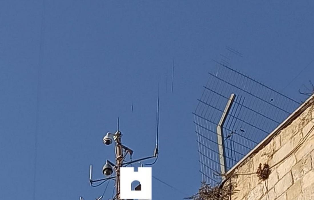 شاهد| الاحتلال يُطلق طائرة مُسيّرة فوق المسجد الأقصى تزامناً مع اقتحام المستوطنين