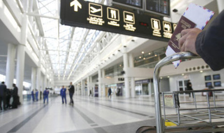 توقيف لاجئين سوريين وفلسطينيين حاولوا السفر من لبنان بسمات مزورة توقيف لاجئين سوريين وفلسطينيين حاولوا السفر من لبنان بسمات مزورة