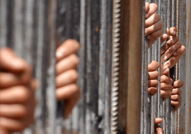 17 أسيرة يواجهن برد الشتاء بشح الأغطية والملابس الشتوية اسرى